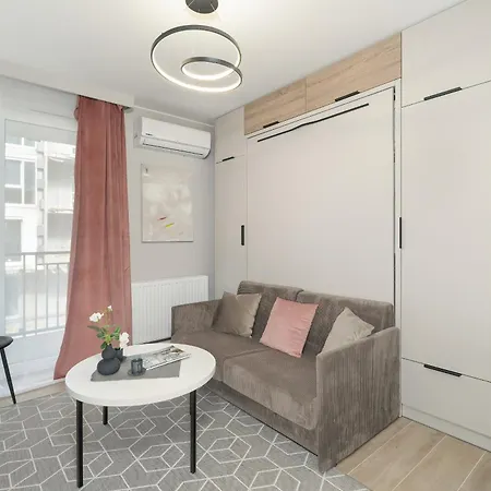 Apartment Nadolnik With Balcony & Ac By Rent Like Poznan