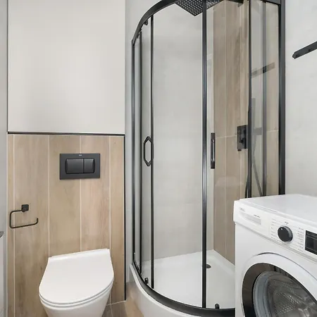 Apartment Nadolnik With Balcony & Ac By Rent Like Poznan