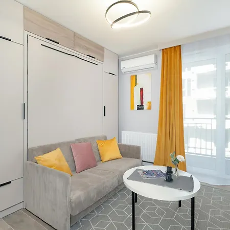 Nadolnik With Balcony & Ac By Rent Like * Poznan