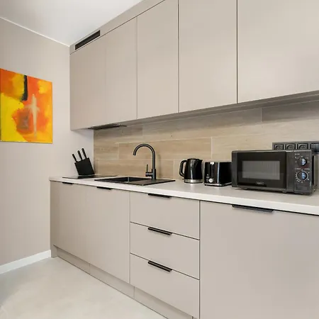 Διαμέρισμα Nadolnik With Balcony & Ac By Rent Like *