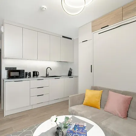 Nadolnik With Balcony & Ac By Rent Like Apartment Poznan