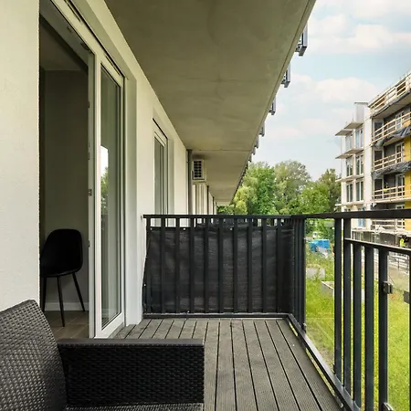 Nadolnik With Balcony & Ac By Rent Like Apartment
