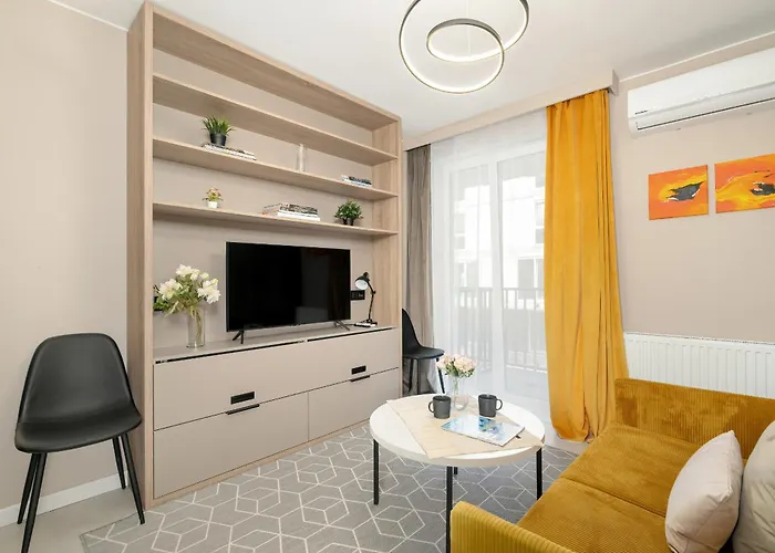 Nadolnik With Balcony & Ac By Rent Like